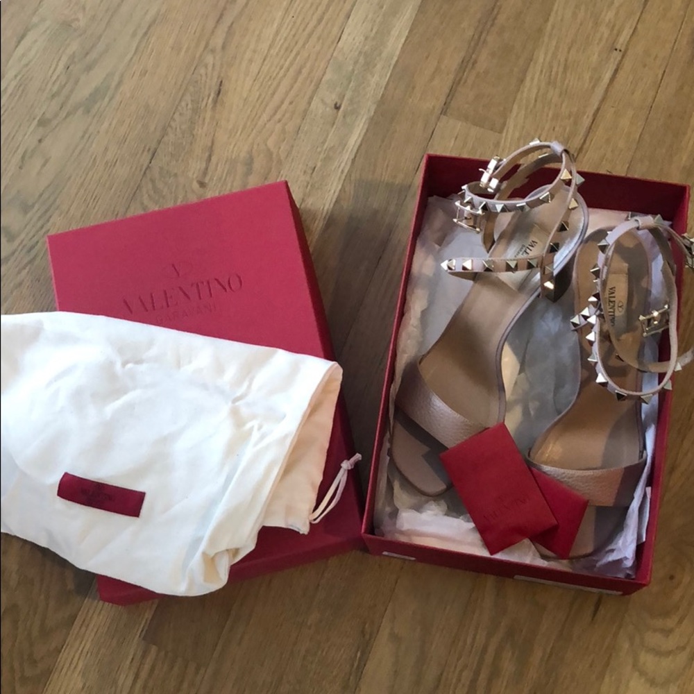 Valentino Rockstud Sandals Size 10